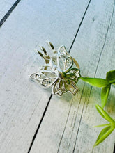 Load image into Gallery viewer, Pearl Party - Open an Oyster!