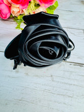 Load image into Gallery viewer, Tina B
