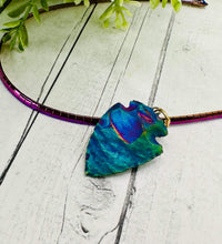 Load image into Gallery viewer, Arrowhead Agate necklace
