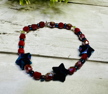 Load image into Gallery viewer, American Star 🇺🇸 Beaded Bracelet
