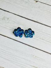 Load image into Gallery viewer, Metallic Blue Star Druzy! 12mm
