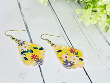 Load image into Gallery viewer, Yellow Floral Acrylic Dangles

