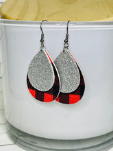 Load image into Gallery viewer, Petite Silver Plaid Dangles
