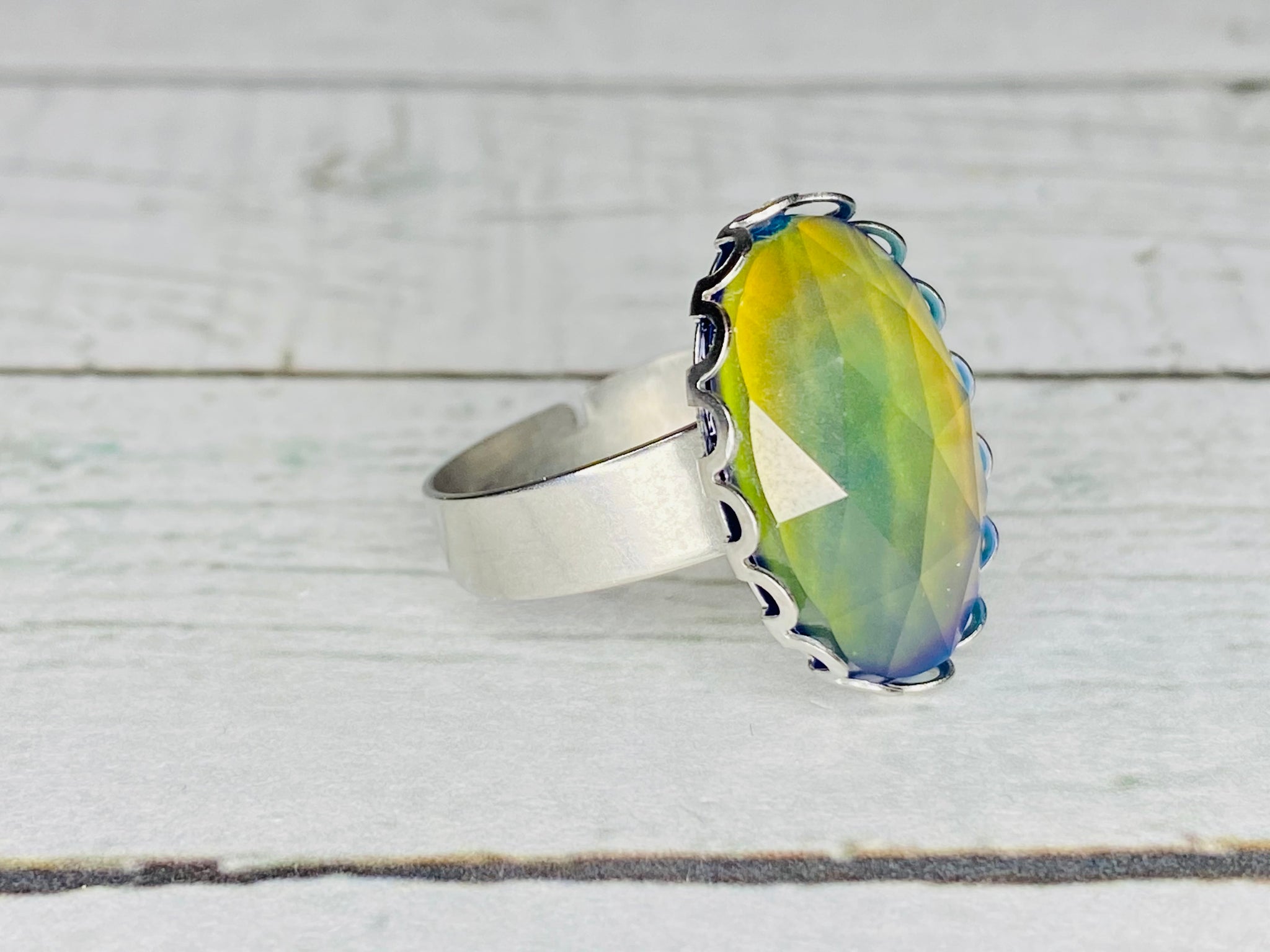 Faceted Oval Mood Ring - 13x18mm – Hare & Gull Creations