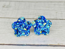 Load image into Gallery viewer, Metallic Blue Star Druzy! 12mm
