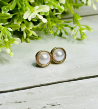 Load image into Gallery viewer, The Elizabeth Pearl - 8mm Studs
