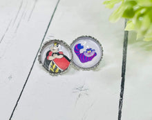 Load image into Gallery viewer, Queen &amp; Cheshire Earrings
